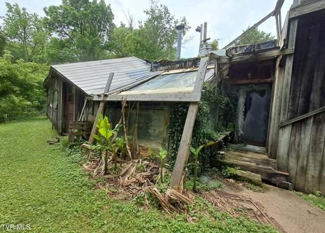 Property at 169 Church Cir, Bristol, TN 37620, 2 beds, 2 baths