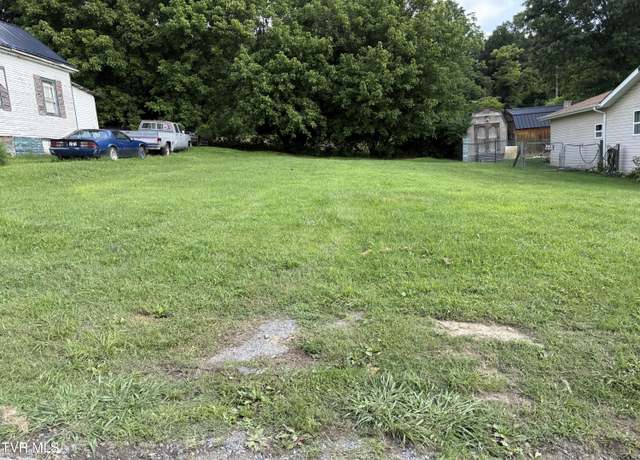 Property at 955 Barker St, Bristol, TN 37620