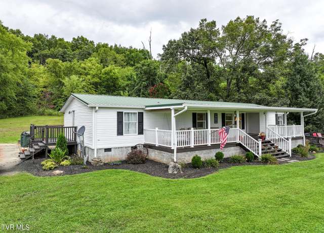 Property at 425 Lick Hollow Rd, Greeneville, TN 37743, 3 beds, 2 baths