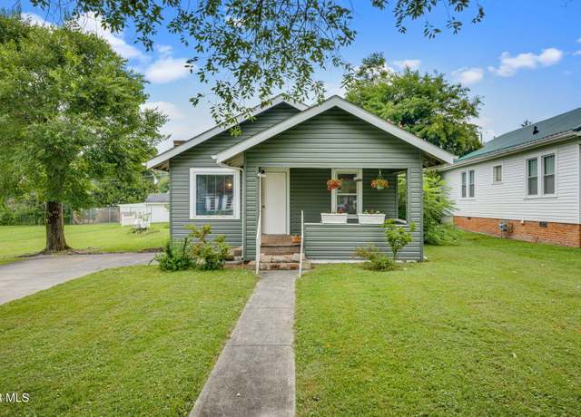 Property at 302 Ferguson Ave, Elizabethton, TN 37643, 3 beds, 1 bath