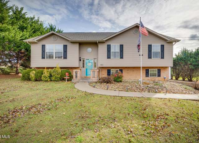 Property at 221 Mulberry Bnd, Jonesborough, TN 37659, 3 beds, 3 baths