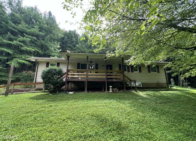 Property at 5576 Mendota Rd, Mendota, VA 24270, 3 beds, 2 baths