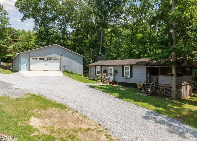 Property at 929 Black Alder Ln, Dandridge, TN 37725, 2 beds, 1 bath