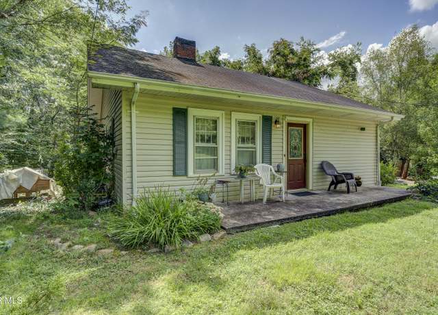 Property at 1186 Riverview Dr, Elizabethton, TN 37643, 3 beds, 1 bath