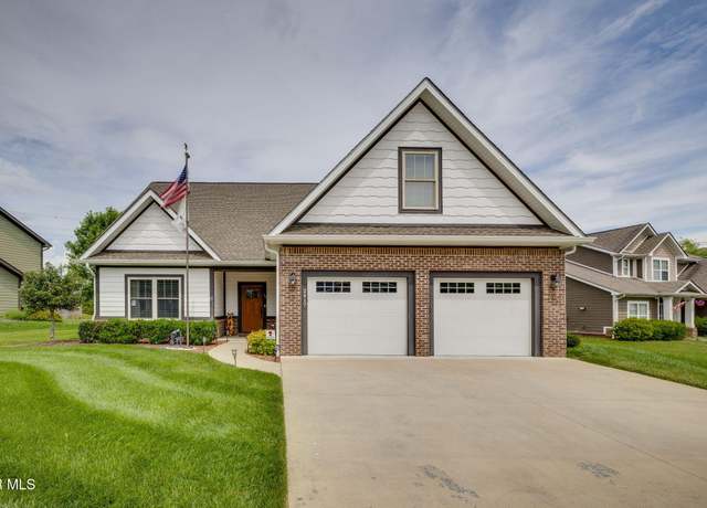 Property at 2417 Edinburgh Channel Rd, Kingsport, TN 37664, 4 beds, 3 baths