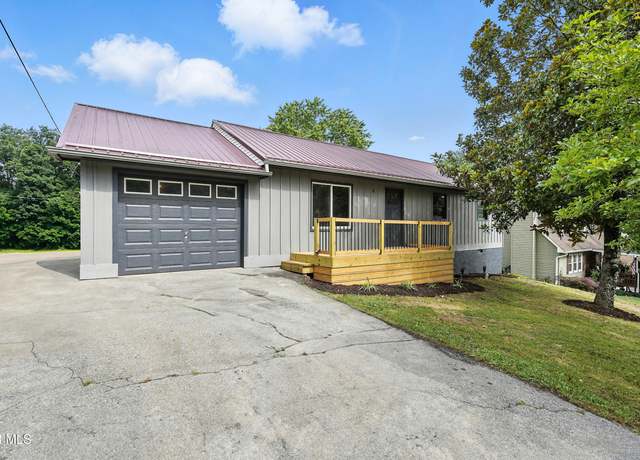 Property at 1108 Sourmash Dr, Kingsport, TN 37660, 3 beds, 2 baths