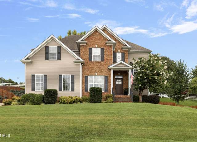 Property at 220 Ridgeview Meadows Dr, Johnson City, TN 37615, 4 beds, 3 baths