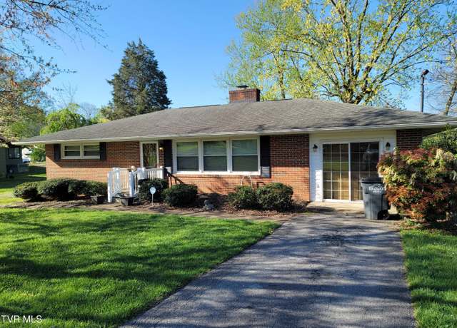 Property at 270 De Lee Dr, Kingsport, TN 37663, 3 beds, 1 bath