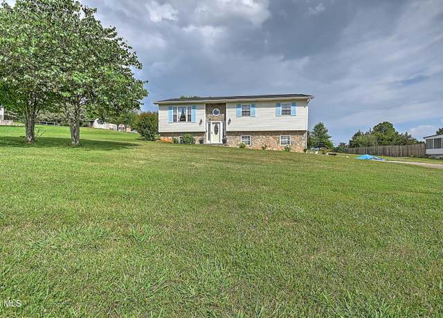 Property at 435 Debusk Rd, Greeneville, TN 37743, 3 beds, 2 baths