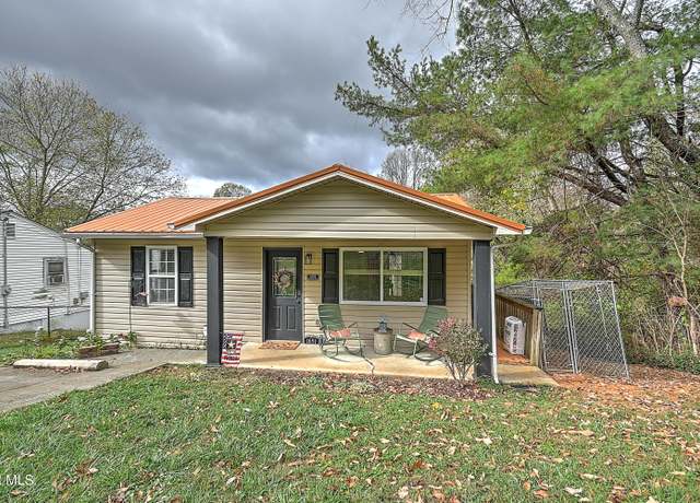 Property at 1651 Central Avenue Ave, Elizabethton, TN 37643, 2 beds, 1 bath