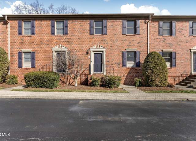 Property at 48 Oakleaf Cir #48, Johnson City, TN 37601, 2 beds, 2.5 baths