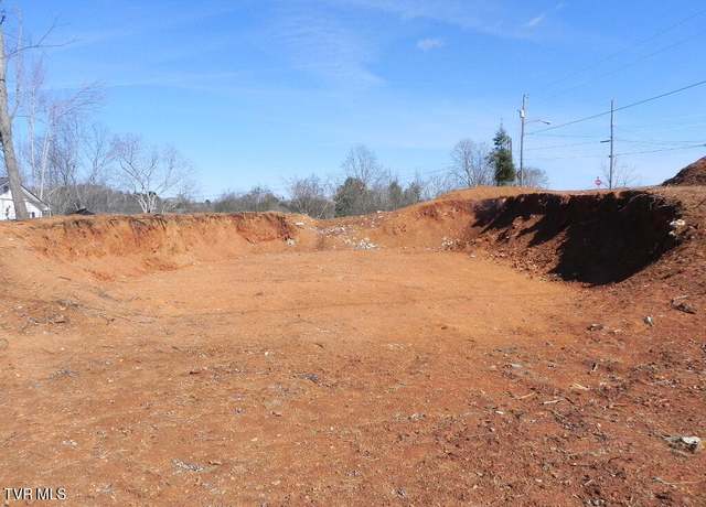 Property at 106 Oak St, Surgoinsville, TN 37873