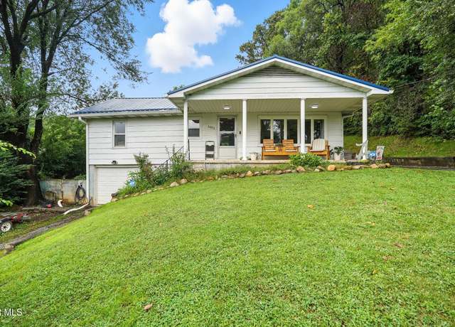 Property at 3404 Page St, Kingsport, TN 37660, 2 beds, 2 baths