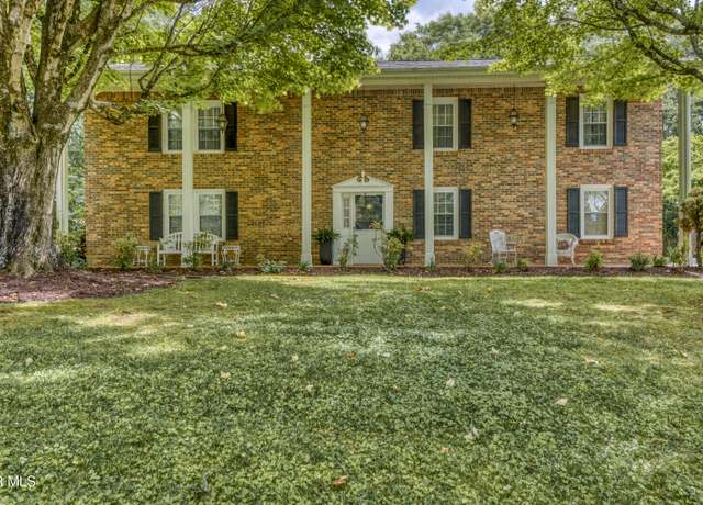 Property at 137 Maxwell Dr, Bristol, TN 37620, 4 beds, 3 baths