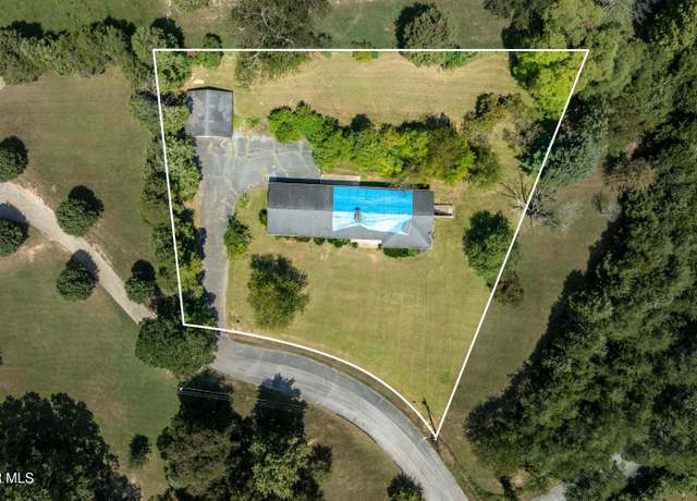 Property at 214 Bernard Ave, Church Hill, TN 37642, 3 beds, 2 baths