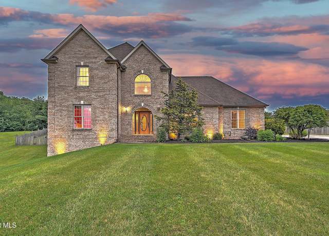 Property at 136 Canterbury Pl, Bristol, TN 37620, 4 beds, 3.5 baths