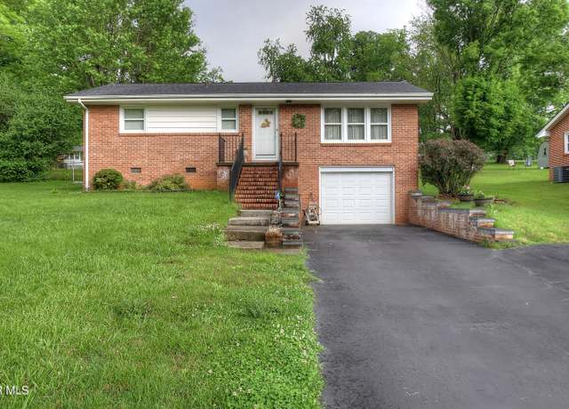 Property at 320 Swanee Dr, Johnson City, TN 37604, 4 beds, 2 baths