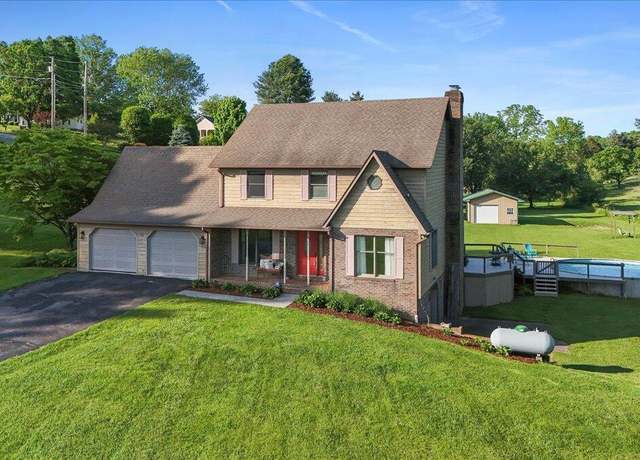 Property at 124 Highland Hills Dr, Gray, TN 37615, 4 beds, 3 baths