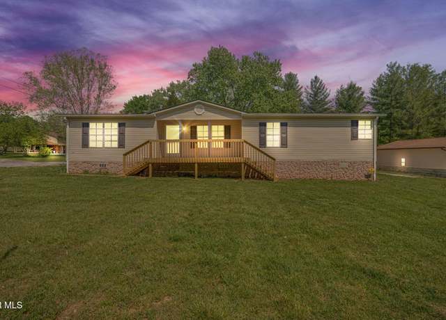 Property at 200 Packing House Rd, Kingsport, TN 37660, 3 beds, 2 baths