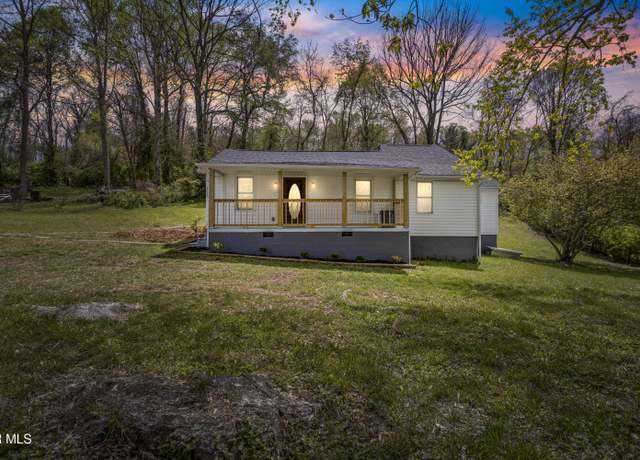 Property at 1219 Ledford St, Elizabethton, TN 37643, 3 beds, 2 baths