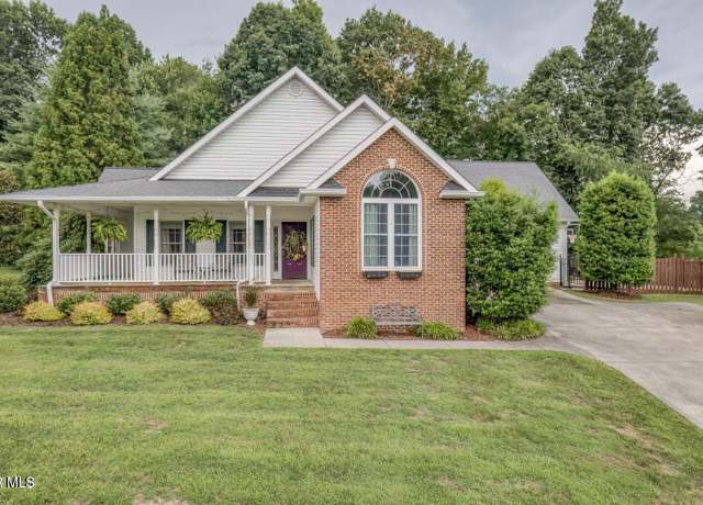 Property at 1828 Weaver Branch Rd, Piney Flats, TN 37686, 4 beds, 3 baths