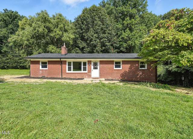 Property at 2736 Siam Rd, Elizabethton, TN 37643, 3 beds, 2 baths