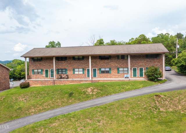 Property at 449 Eastley Ct #3, Kingsport, TN 37660, 2 beds, 1.5 baths