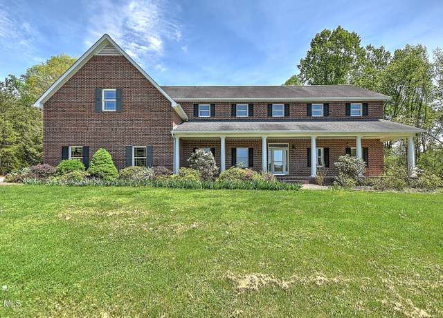 Property at 343 Barr Rd, Blountville, TN 37617, 4 beds, 4.5 baths