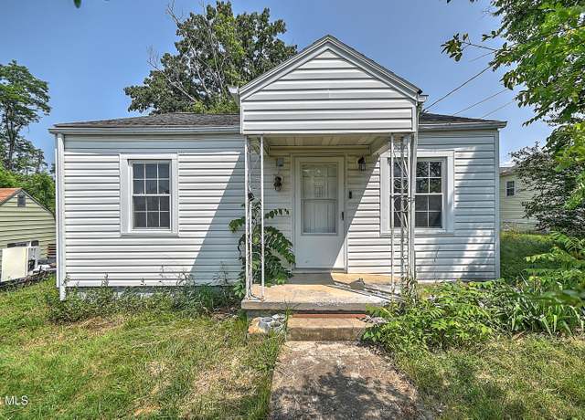 Property at 11 Birch St, Bristol, TN 37620, 2 beds, 1 bath
