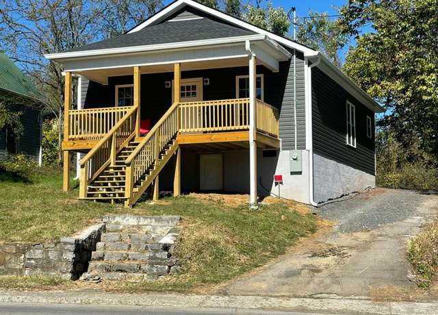 Property at 1037 5th St, Bristol, TN 37620, 3 beds, 1.5 baths