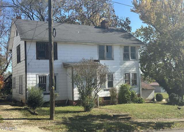 Property at 705 Fairview Ave, Kingsport, TN 37660, 3 beds, 1 bath