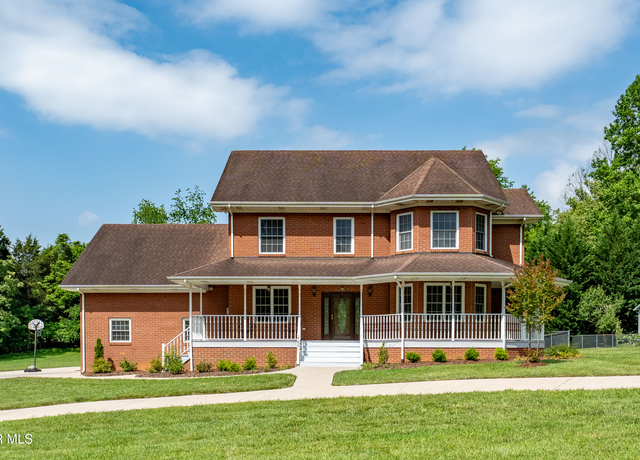 Property at 4601 Stillwood Ct, Kingsport, TN 37664, 4 beds, 2.5 baths