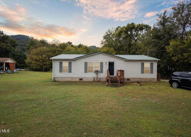 Property at 300 & 302 Railroad St, Erwin, TN 37650, 4 beds, 3 baths