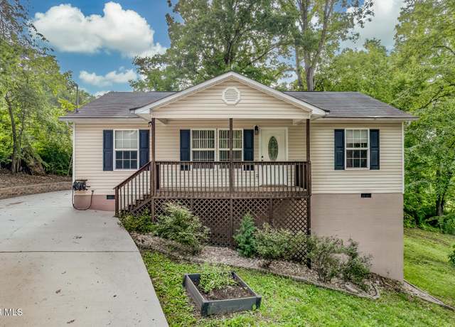 Property at 4320 Comet Ln, Knoxville, TN 37914, 3 beds, 2 baths