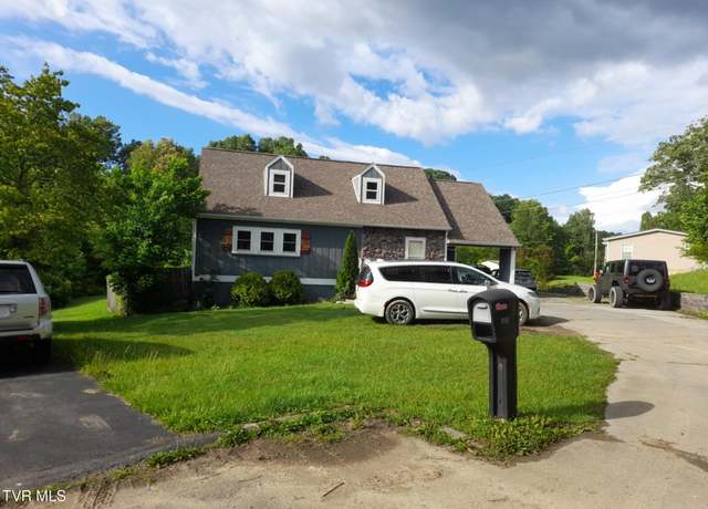 Property at 1080 Nicole Place Pl, Kingsport, TN 37660, 3 beds, 2 baths