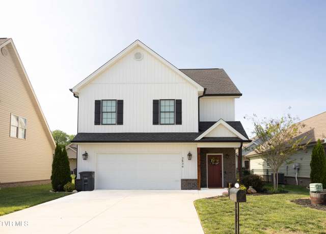 Property at 2834 Mccoy St, Kingsport, TN 37664, 3 beds, 2.5 baths