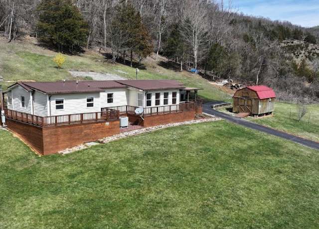 Property at 839 Corn Valley Rd, Honaker, VA 24260, 2 beds, 1.5 baths