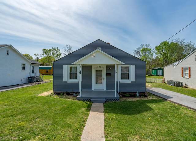 Property at 1453 Garden Dr, Kingsport, TN 37664, 2 beds, 1 bath