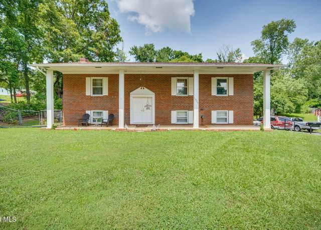 Property at 1806 Dellwood Cir, Greeneville, TN 37745, 4 beds, 2 baths
