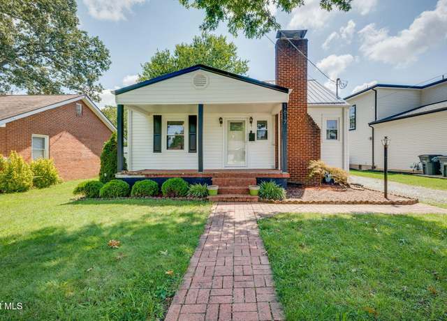 Property at 1617 Barnes St, Kingsport, TN 37664, 2 beds, 1 bath