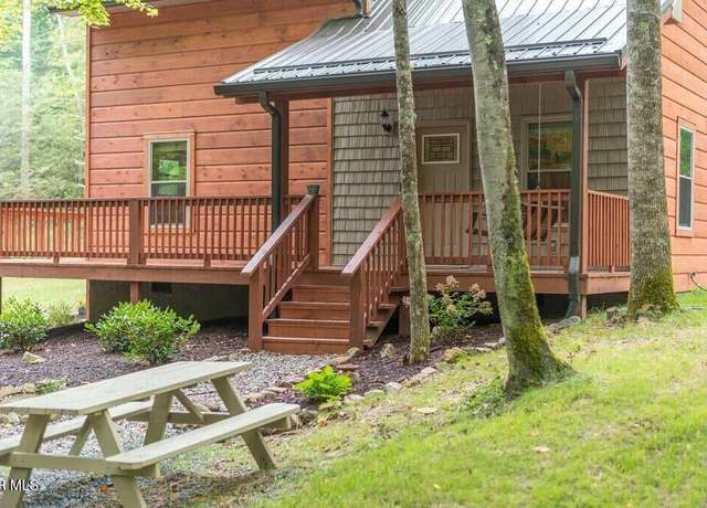 Property at 1769 Dennis Cove Rd, Hampton, TN 37658, 2 beds, 2 baths