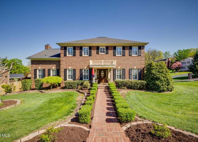 Property at 2001 Springfield Ave, Kingsport, TN 37664, 5 beds, 4.5 baths