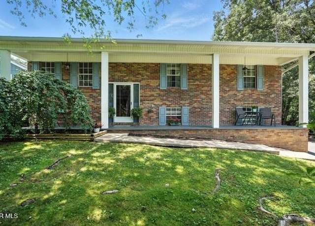 Property at 76 Tangleberry Lane Ln, Afton, TN 37616, 3 beds, 2 baths