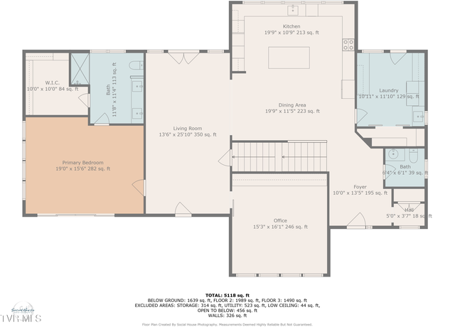 Property at 379 Hideaway Farm Road Rd, Piney Flats, TN 37686, 4 beds, 3.5 baths
