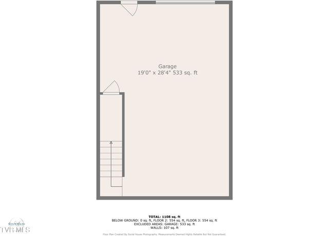 Property at 516 Grays Pointe Ct, Johnson City, TN 37615, 2 beds, 2.5 baths