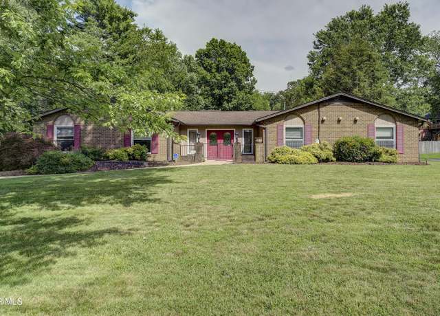 Property at 1019 Somerset Dr, Johnson City, TN 37604, 3 beds, 2 baths