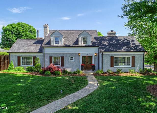 Property at 1362 Watauga St, Kingsport, TN 37660, 4 beds, 3.5 baths