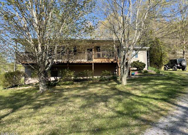 Property at 403 Morningside Dr, Rogersville, TN 37857, 3 beds, 1.5 baths