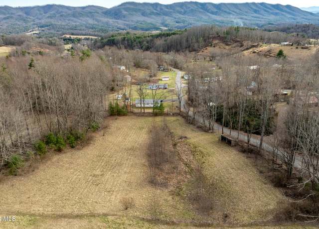Property at 3085 Slabtown Rd, Mountain City, TN 37683