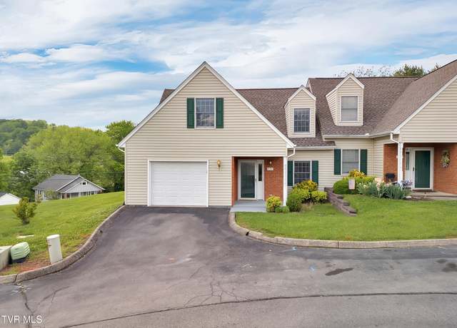 Property at 217 Radford Dr #217, Greeneville, TN 37743, 2 beds, 1.5 baths